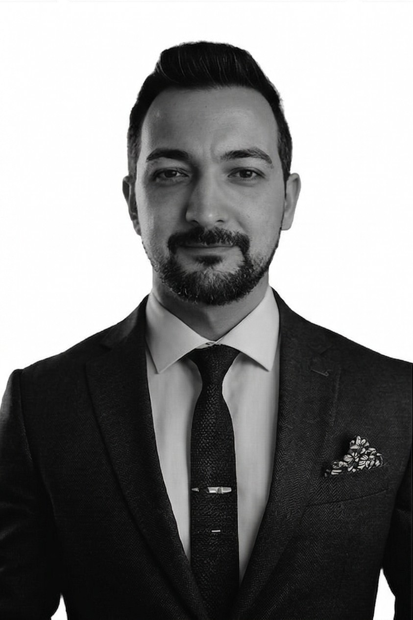 Av. Muzaffer Ömer Özdemir, LLM